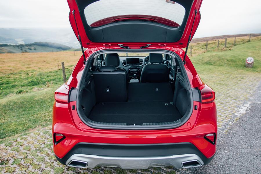 Багажник Kia XCeed 1.6 CRDi 2019 года  (UK) (фото 68 из 107)